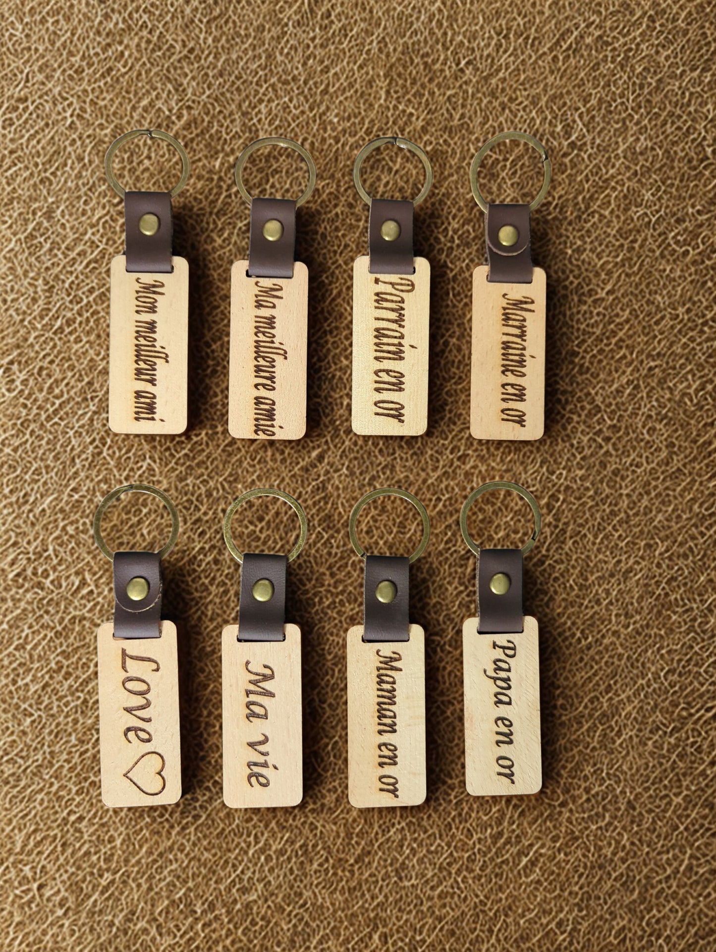 Porte-Clés en Bois – Personnalisé & Collection Déjà Gravée